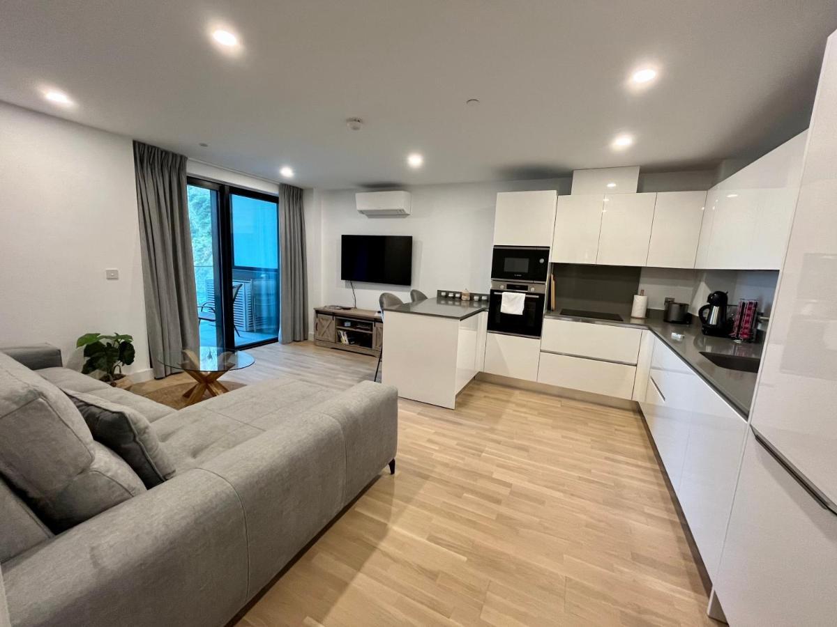 Modern Apartment With Spa And Pool Gibilterra Esterno foto